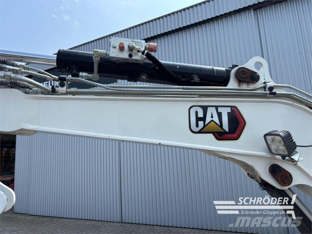CAT 303.5 ECR حفارات بعجل