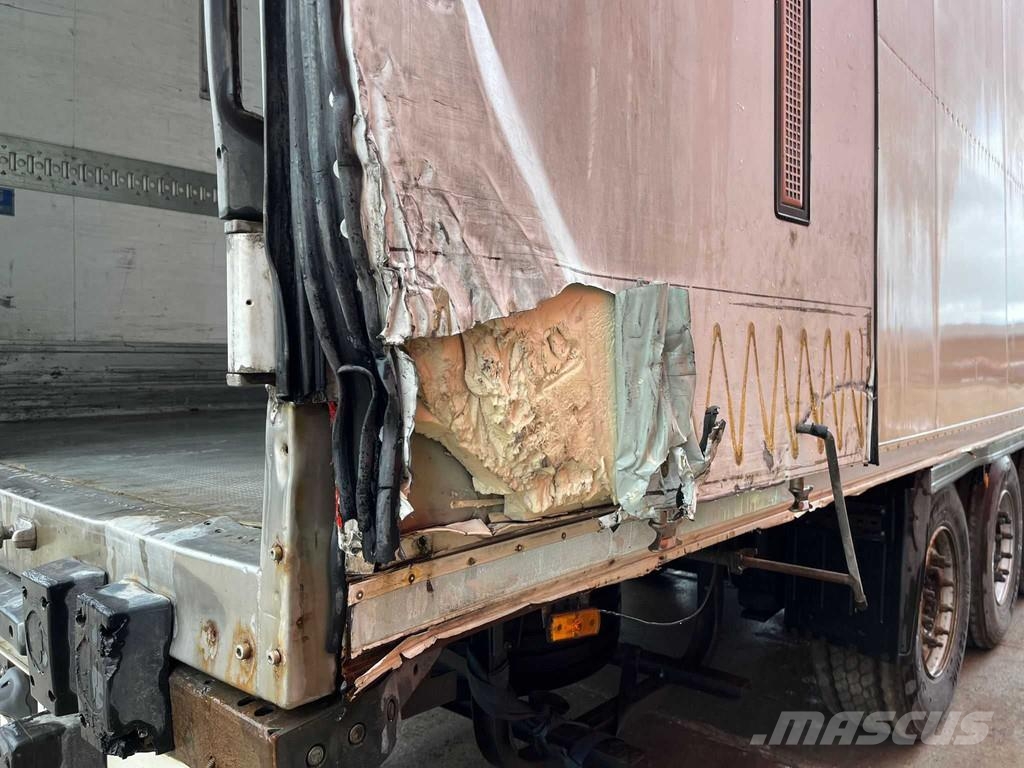 Schmitz Cargobull SCB S3B Kylmä-/Lämpökoripuoliperävaunut