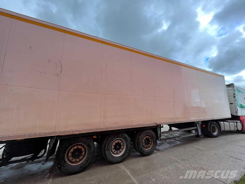 Schmitz Cargobull SCB S3B Kylmä-/Lämpökoripuoliperävaunut