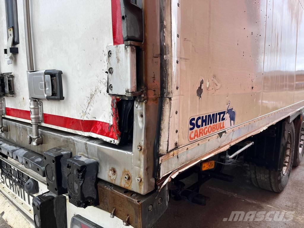 Schmitz Cargobull SCB S3B Kylmä-/Lämpökoripuoliperävaunut