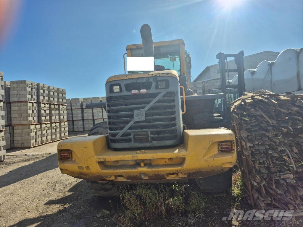 Volvo L 120 E Chargeuse sur pneus