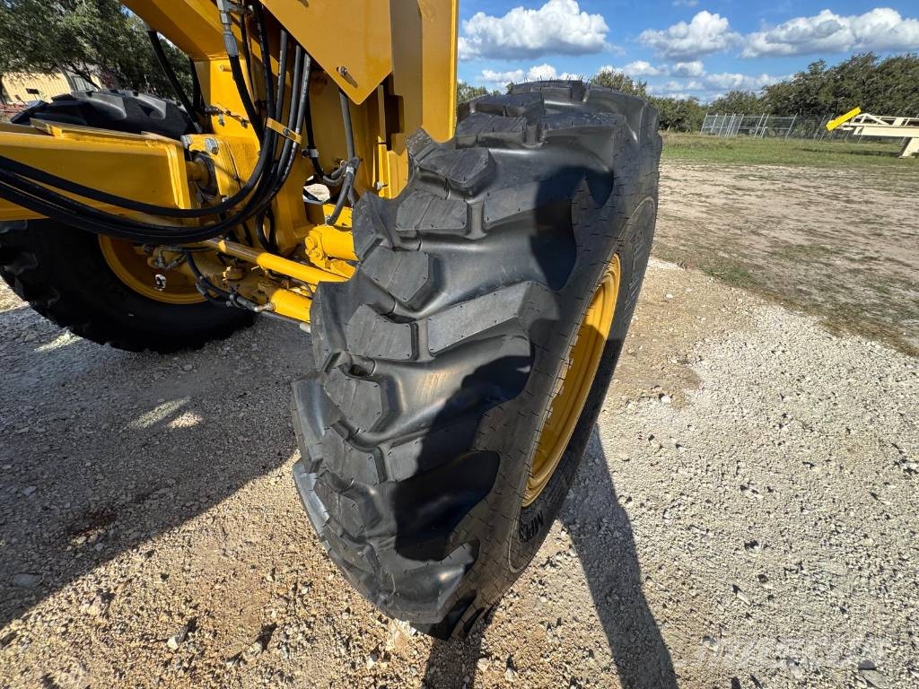 CAT 140M3 Niveladoras
