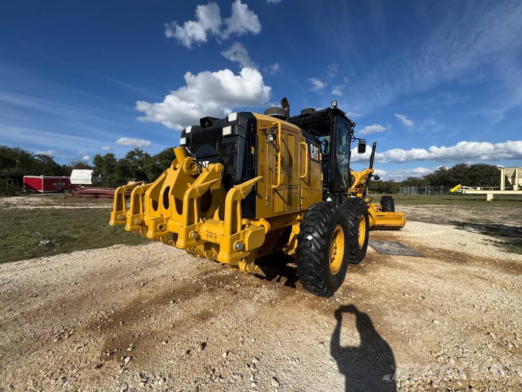 CAT 140M3 Niveladoras