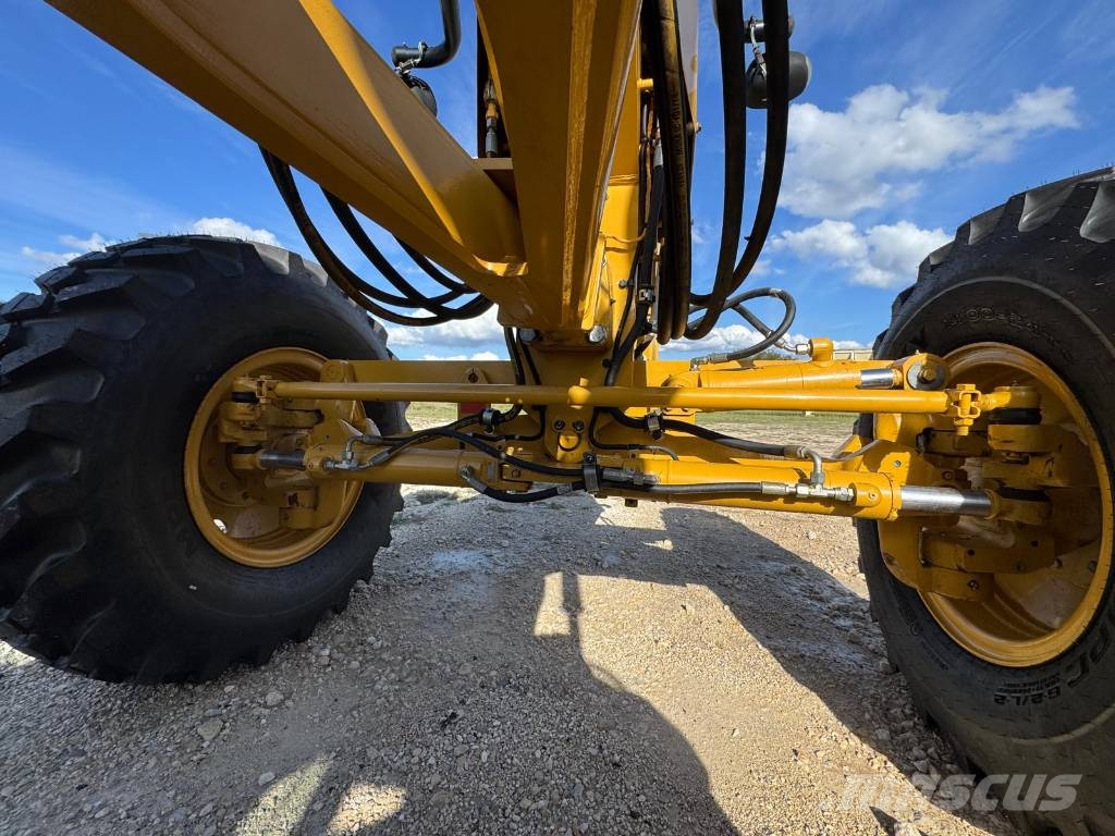 CAT 140M3 Niveladoras