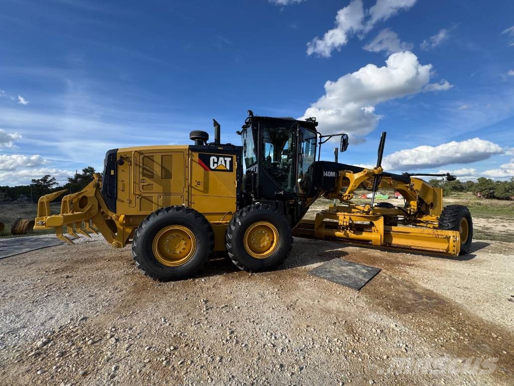 CAT 140M3 Niveladoras