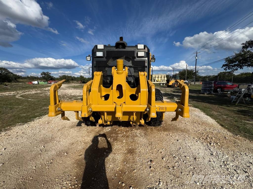 CAT 140M3 Niveladoras