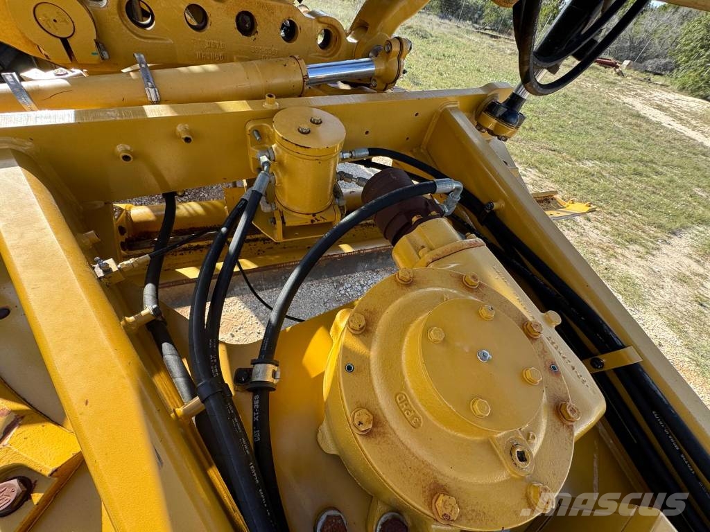 CAT 140M3 Niveladoras