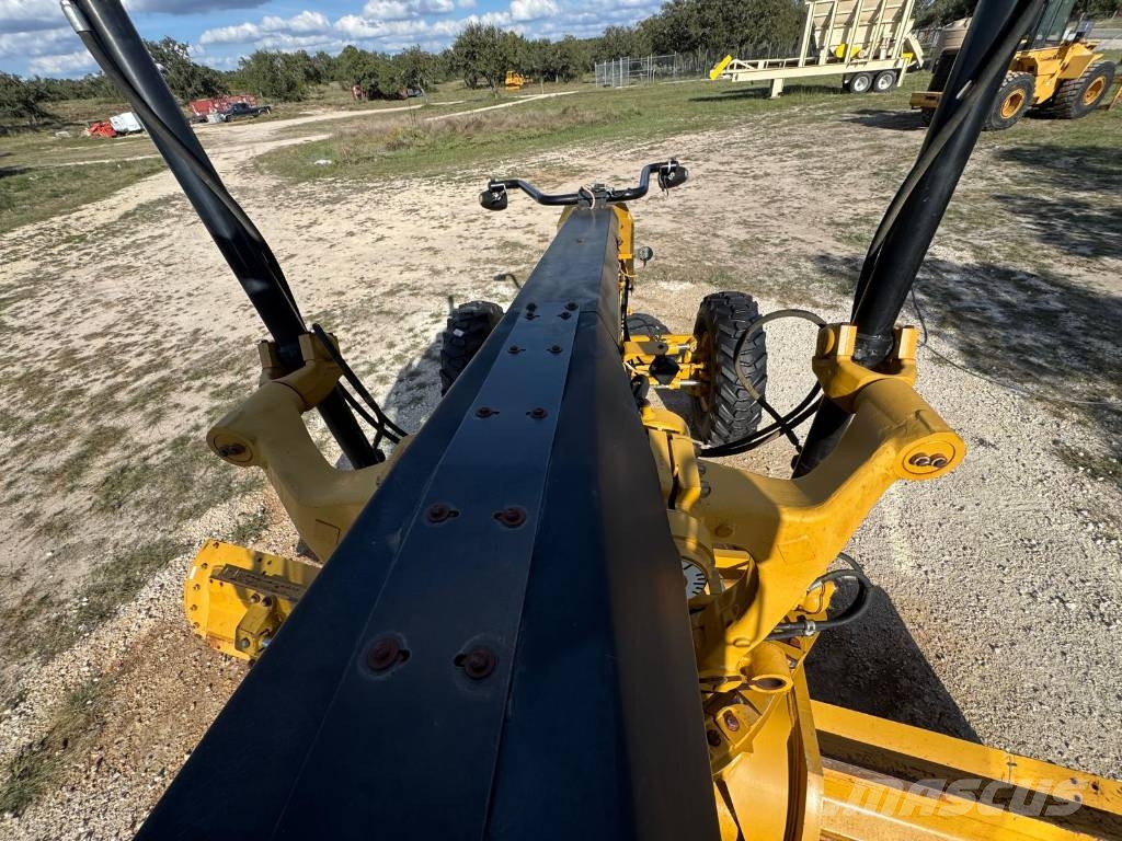 CAT 140M3 Niveladoras