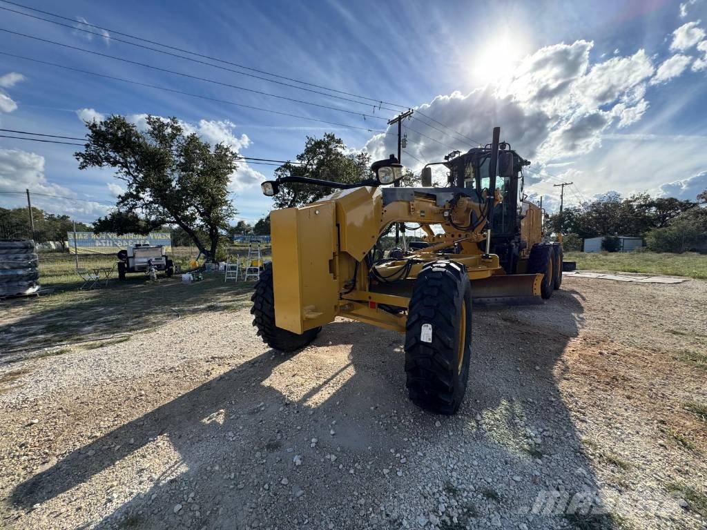 CAT 140M3 Niveladoras