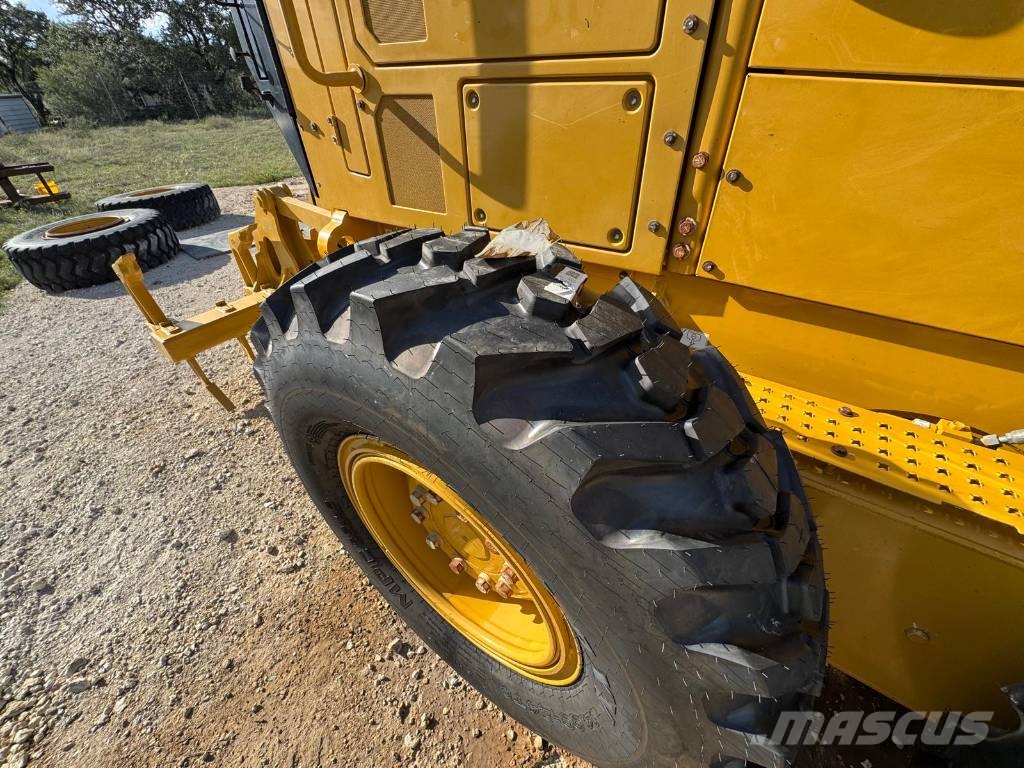 CAT 140M3 Niveladoras