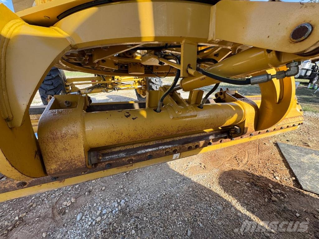 CAT 140M3 Niveladoras
