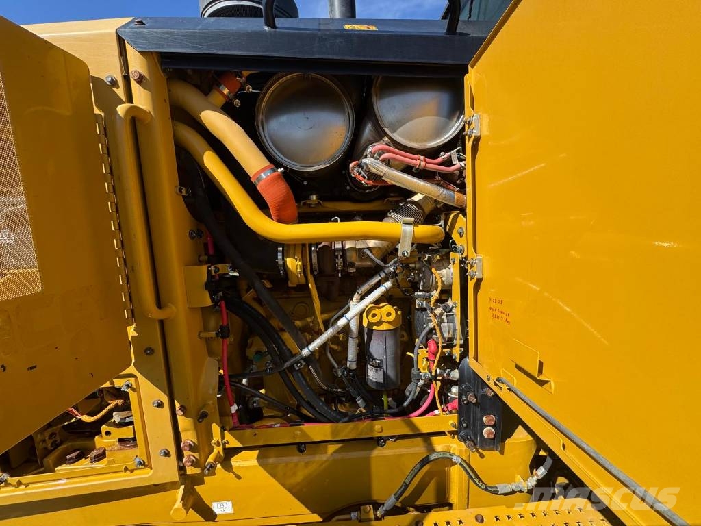 CAT 140M3 Niveladoras