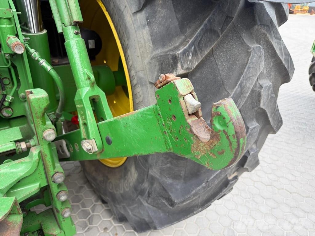 John Deere 6175R Traktorji
