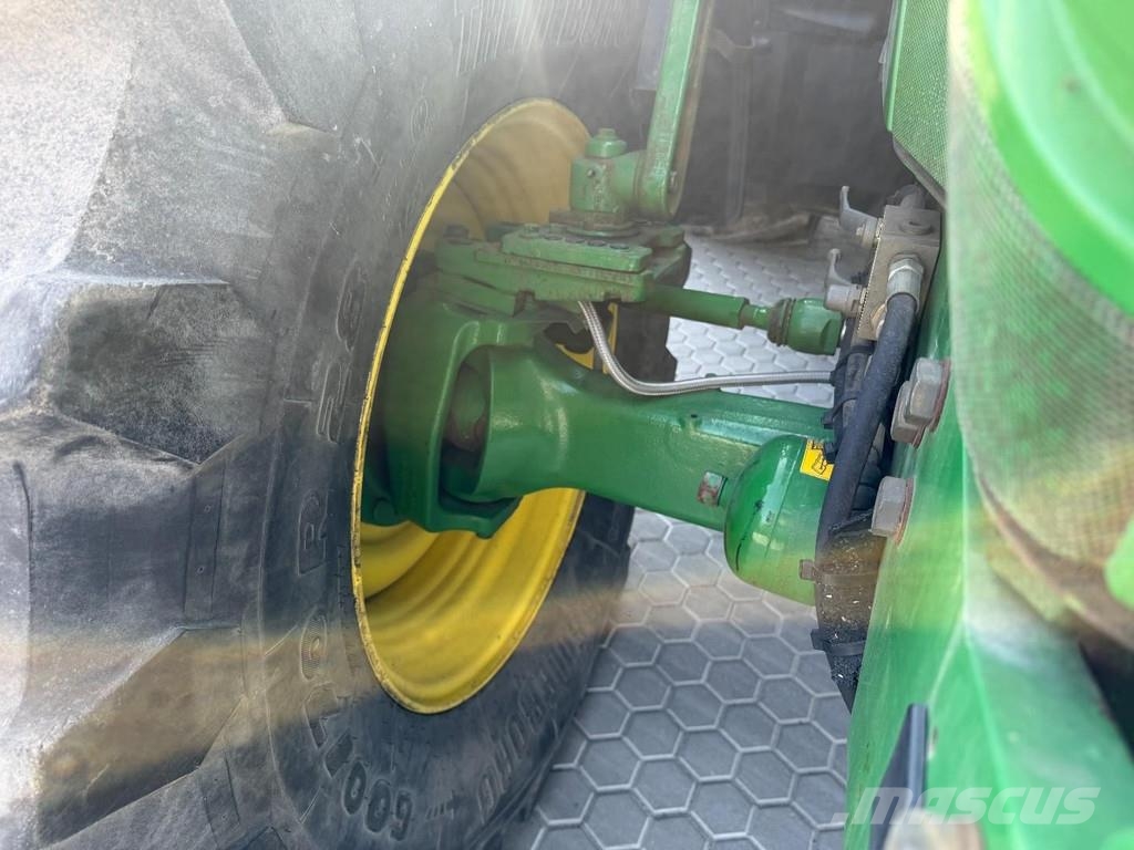 John Deere 6175R Traktorji