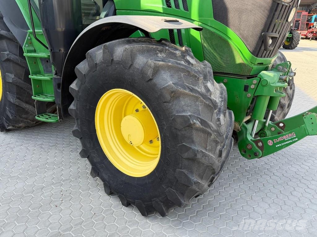 John Deere 6175R Traktorji