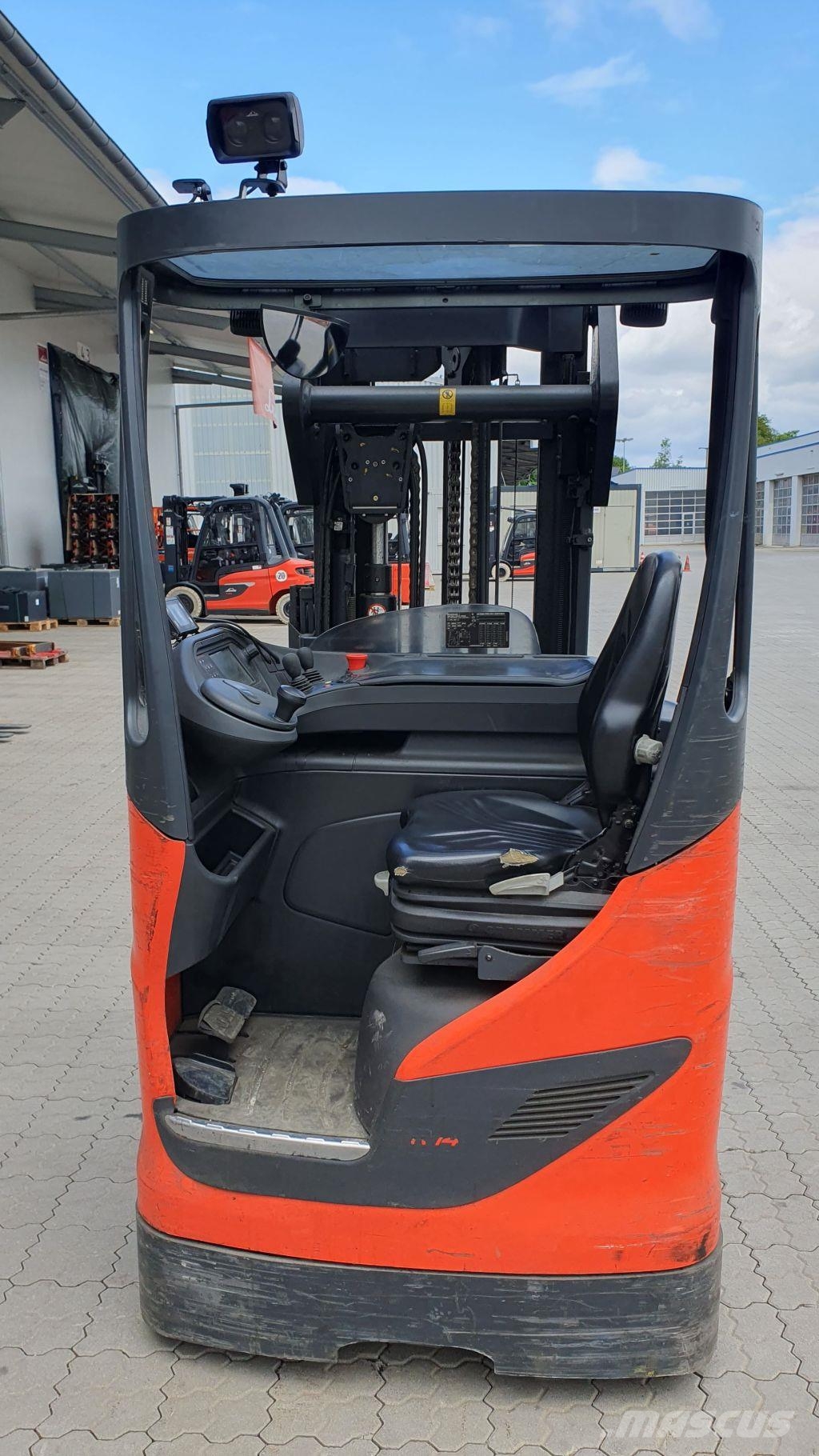 Linde R14N Montacargas de alcance de gran altura