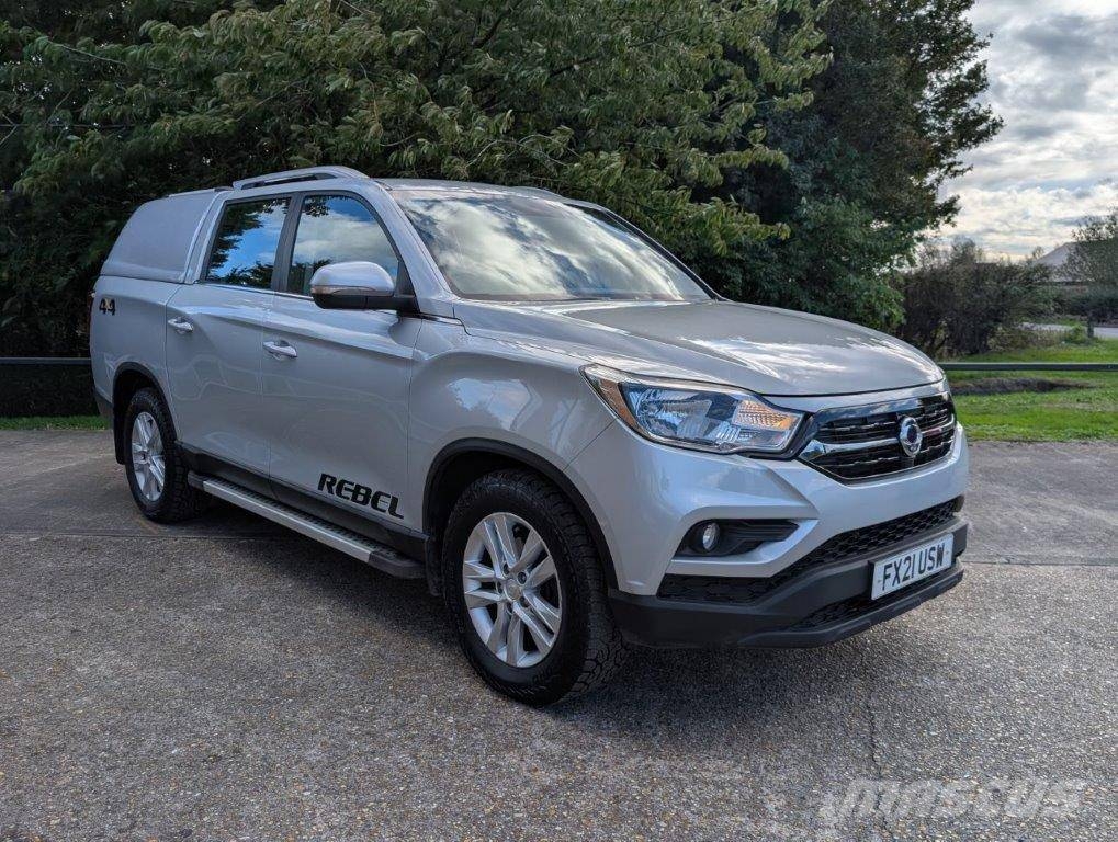 Ssangyong Musso Voiture