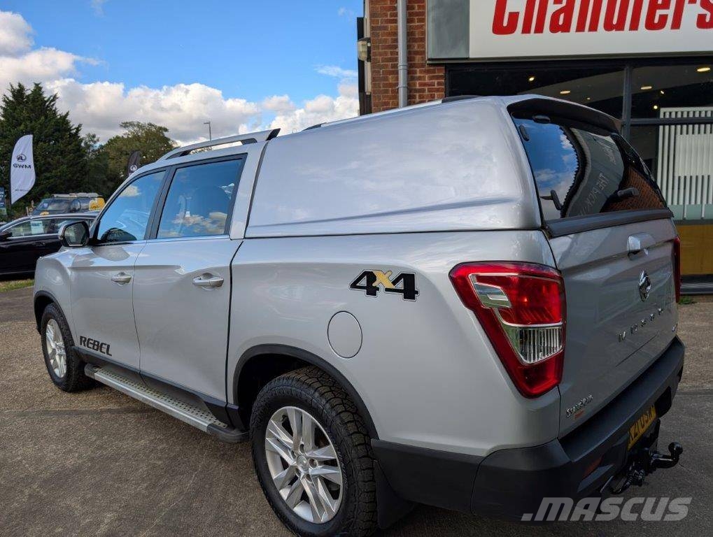 Ssangyong Musso Voiture