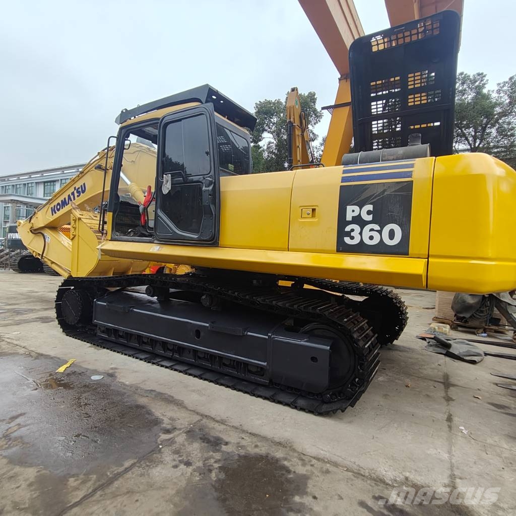 Komatsu PC 360-7 حفارات زحافة