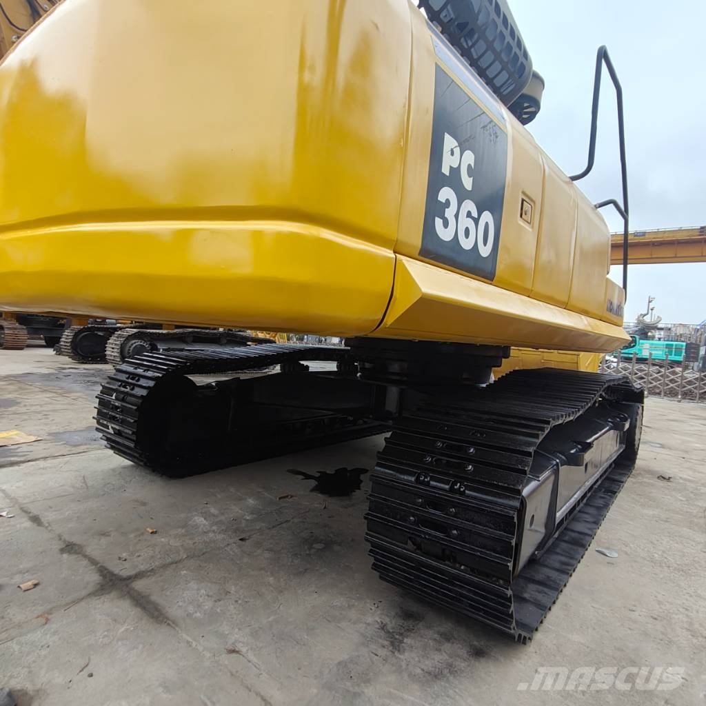 Komatsu PC 360-7 حفارات زحافة