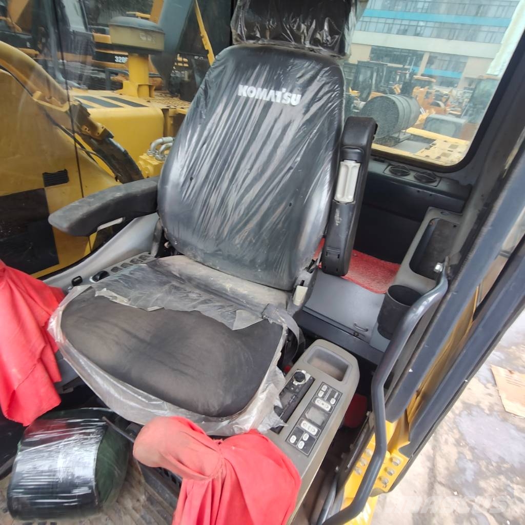 Komatsu PC 360-7 حفارات زحافة