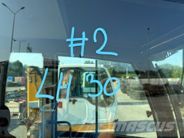 Liebherr LH 30 USED CAB + LIFT كابينة والداخلية