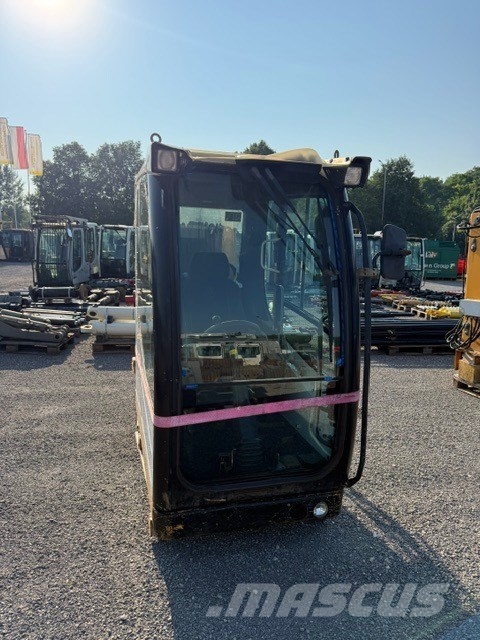 Liebherr LH 30 USED CAB + LIFT كابينة والداخلية