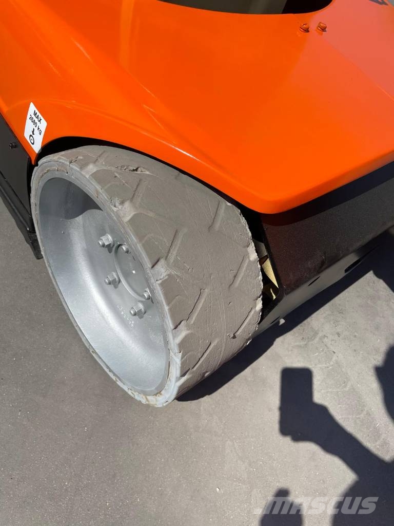 JLG Toucan 12 E Plus رافعات سلة مفصلية