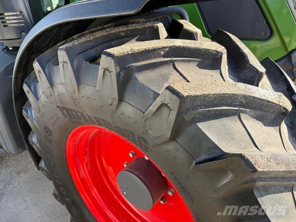 Fendt 512 VARIO PROFI + Tractors