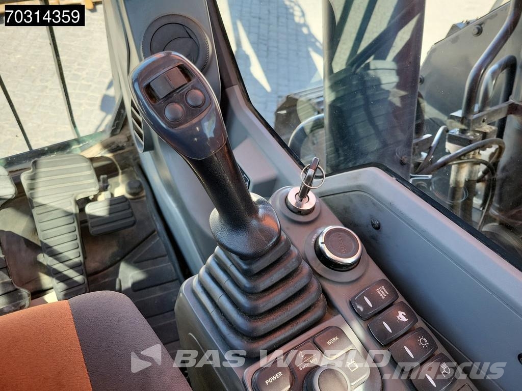 Doosan DX235 LCR-5 Bageri guseničari