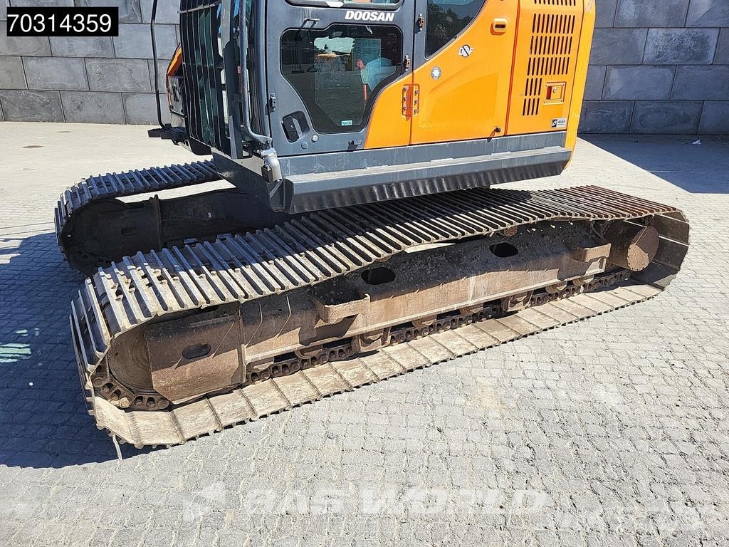 Doosan DX235 LCR-5 Bageri guseničari
