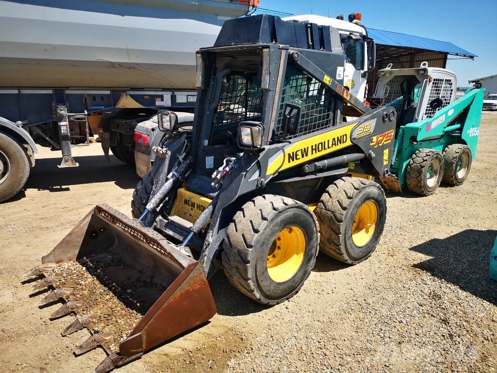 New Holland L 175 Skid steer loderler