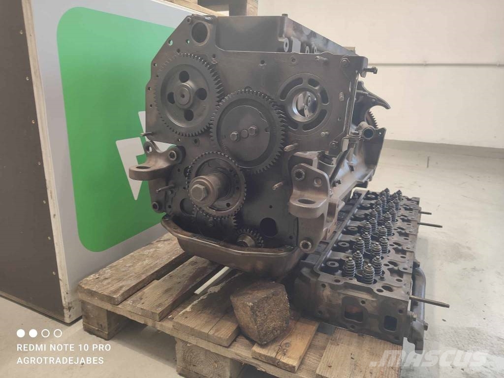 John Deere 6155R engine Motorok