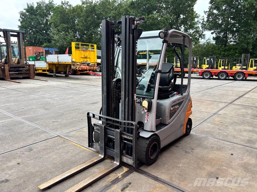 Still RX 20-20 2000kg TIPLO / Sideshift Chariots élévateurs électriques