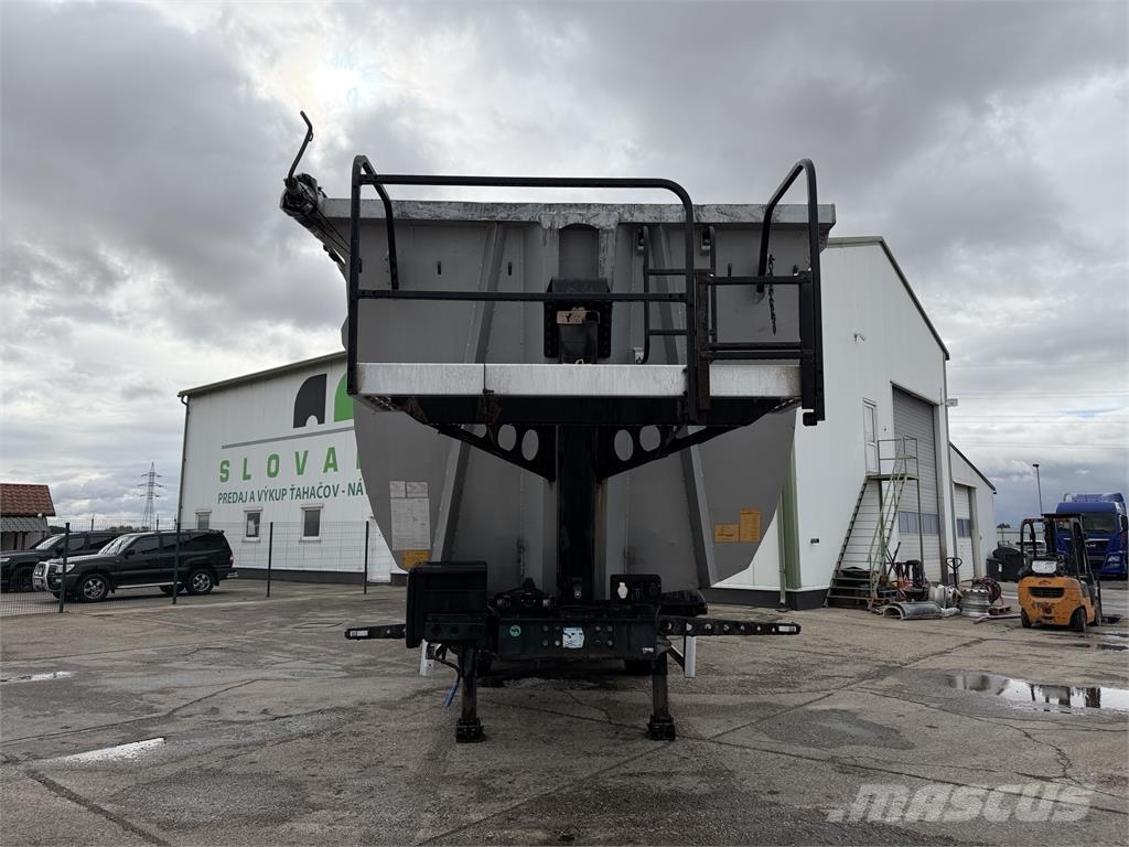 Wielton Iný model VIN 832 نصف مقطورات قلابة