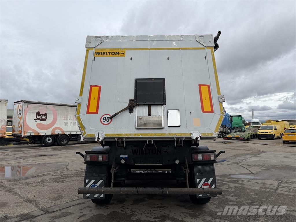 Wielton Iný model VIN 832 نصف مقطورات قلابة