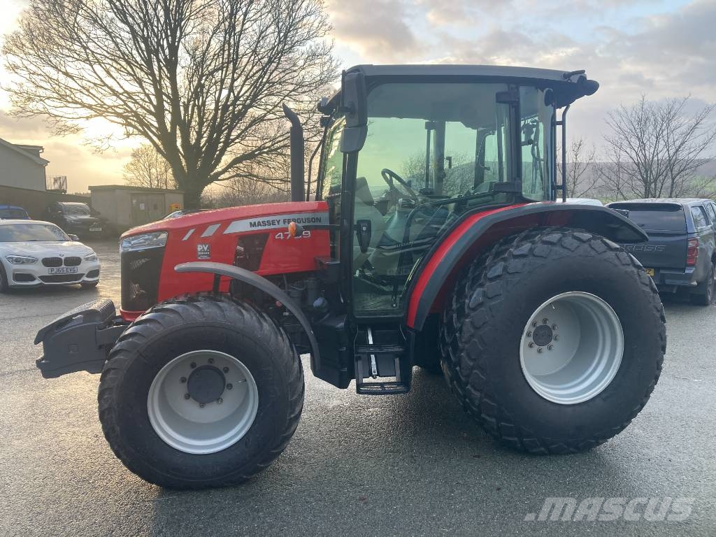 Massey Ferguson 4709 جرارات مدمجة