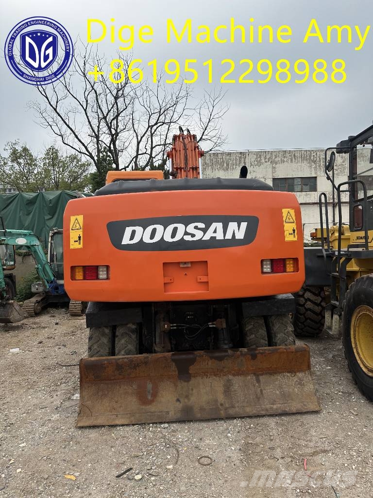 Doosan DH 210 W-7 轮式挖掘机