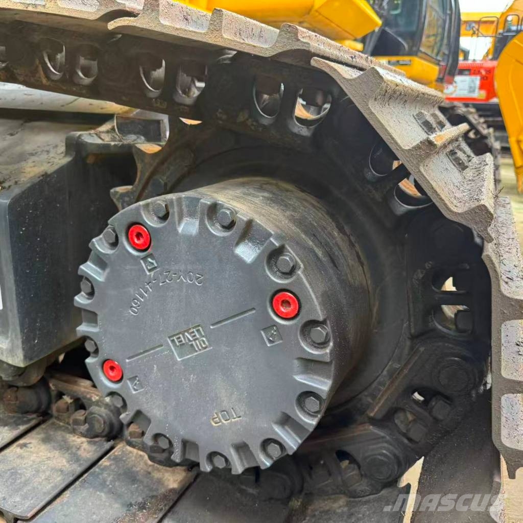 Komatsu PC 200 Гусеничні екскаватори