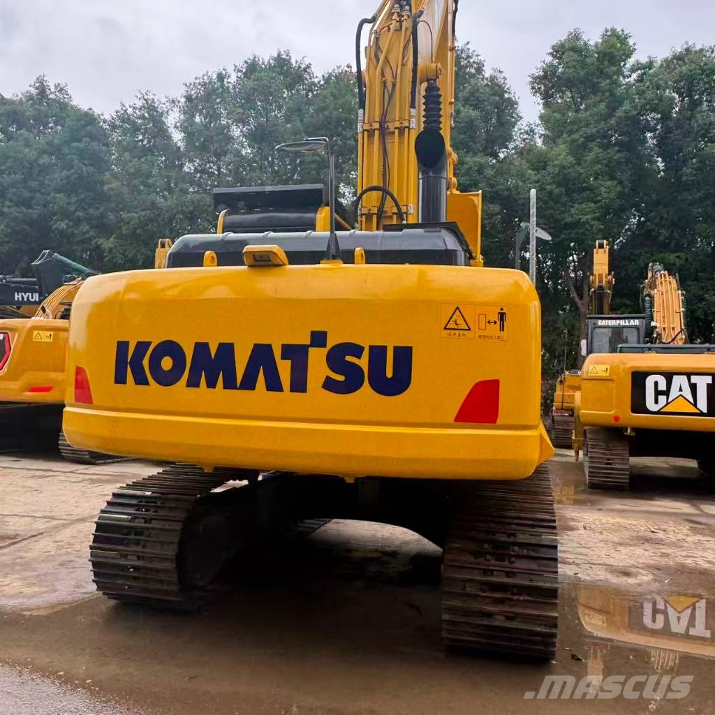 Komatsu PC 200 Гусеничні екскаватори