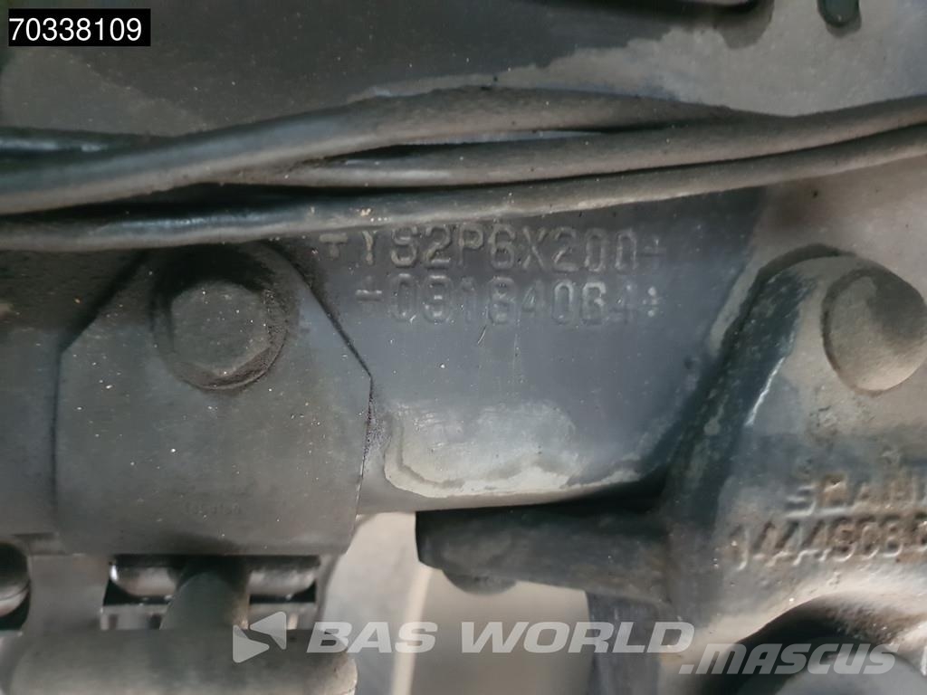 Scania P320 P 6X2 3000kg Ladebordwand Lift+steering axle 厢式货车