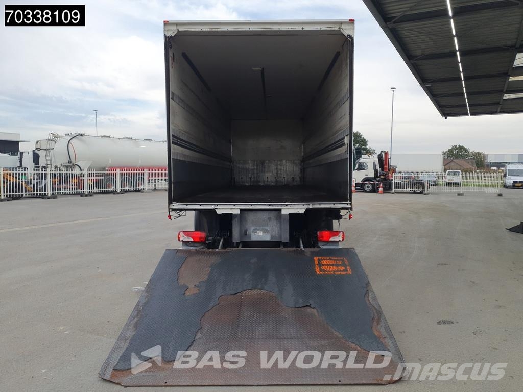 Scania P320 P 6X2 3000kg Ladebordwand Lift+steering axle Kastenaufbau