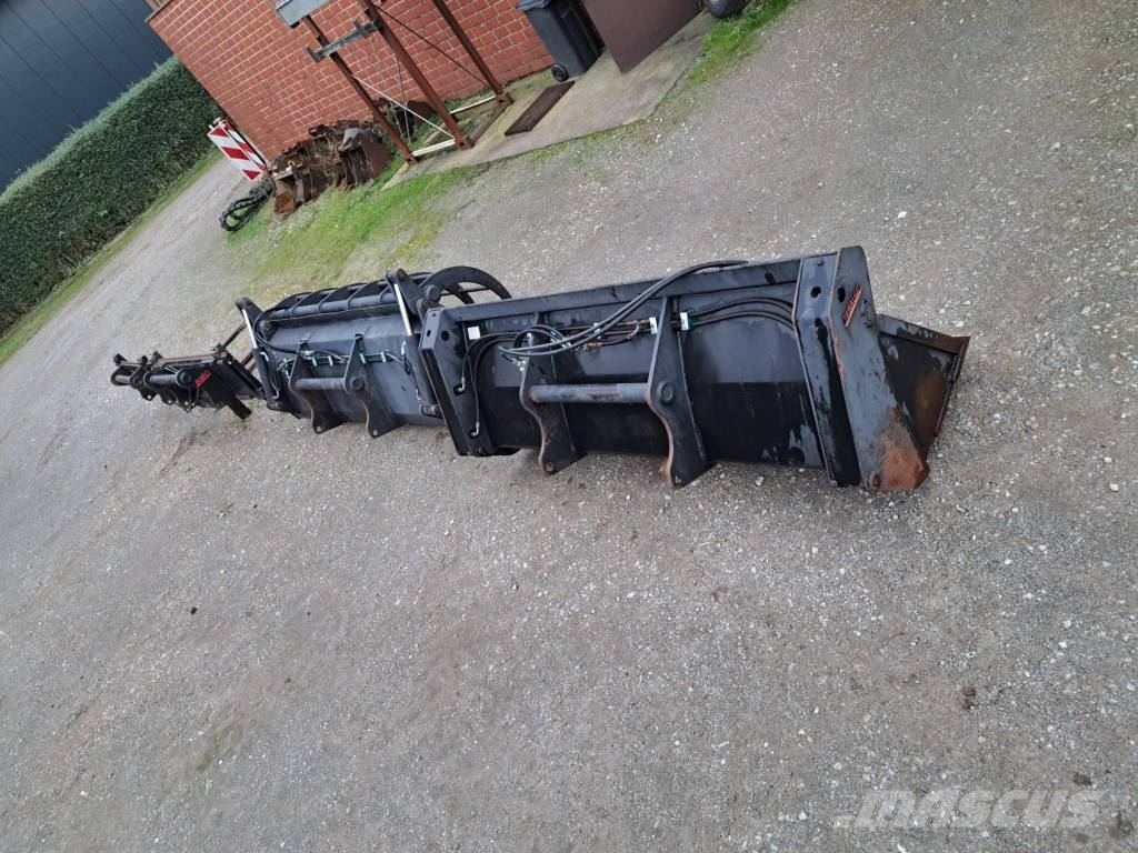 Dieci 40.7 HVS Телескопични товарачи