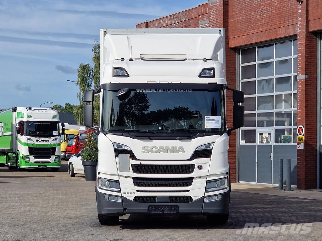 Scania P280 4x2 - Box with sidedoors - Loadlift - Full ai Bakwagens met gesloten opbouw