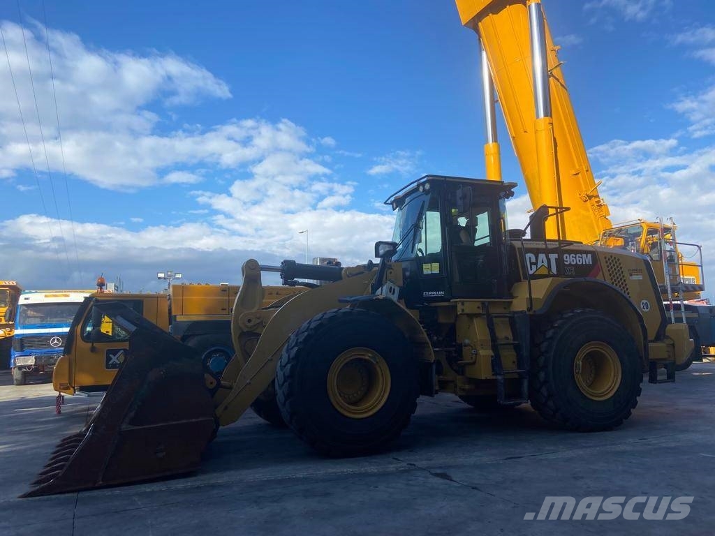 CAT 966M XE لوادر بعجل