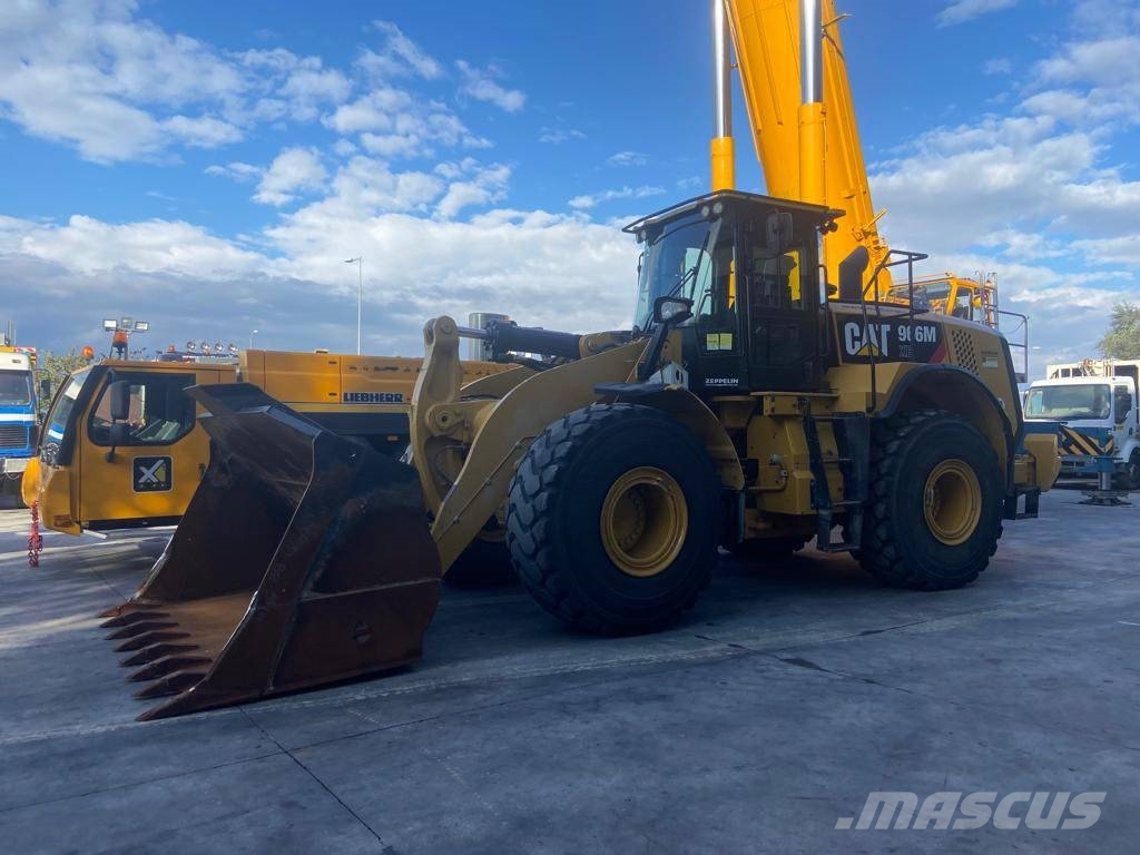 CAT 966M XE لوادر بعجل