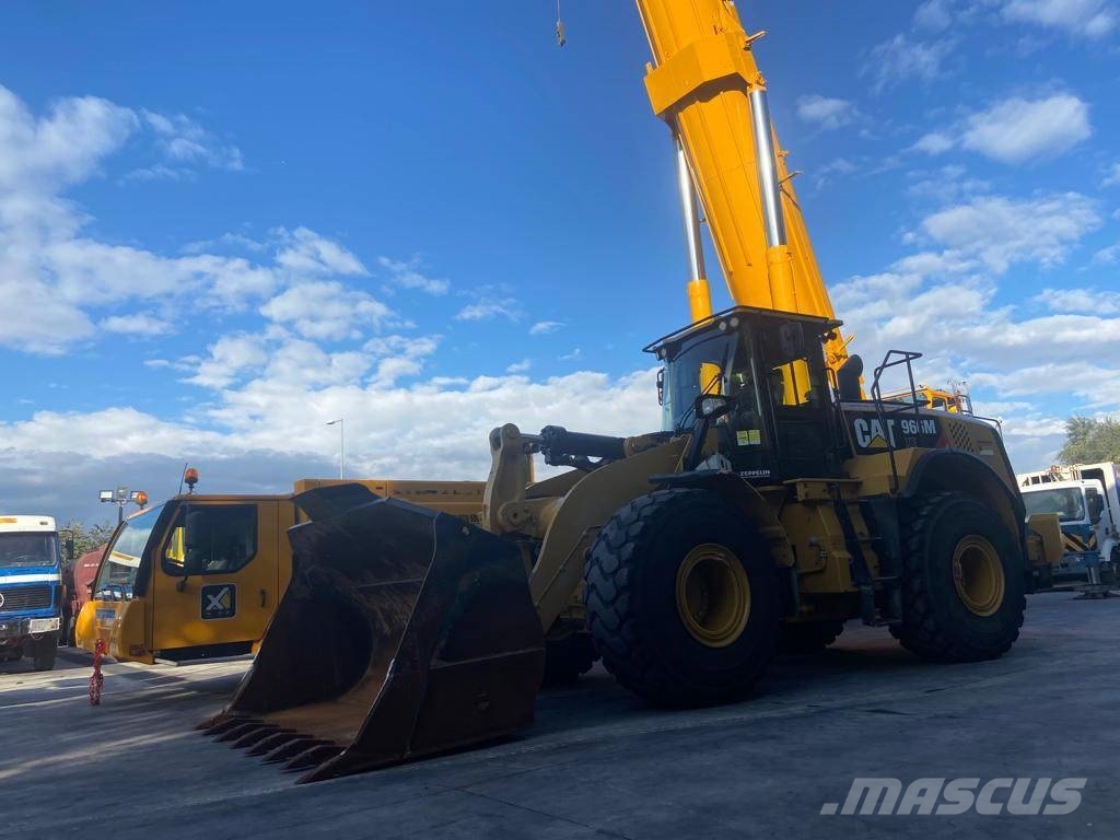 CAT 966M XE لوادر بعجل
