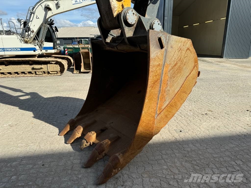 Liebherr R 956 LC Koparki gąsienicowe