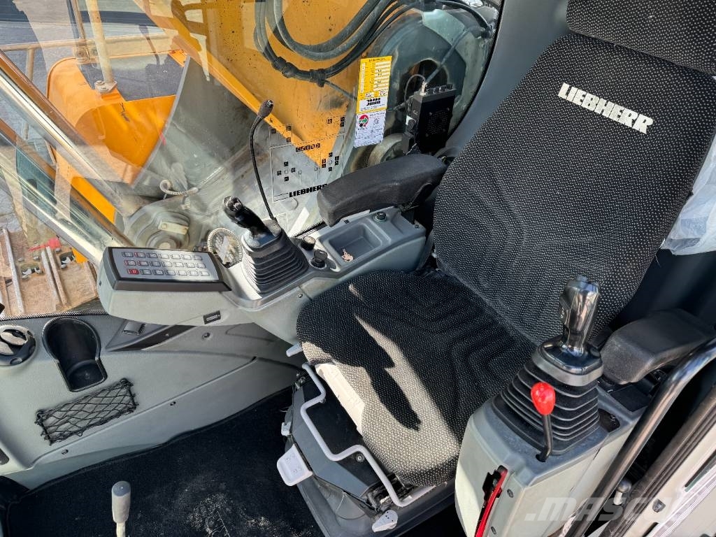Liebherr R 956 LC Koparki gąsienicowe
