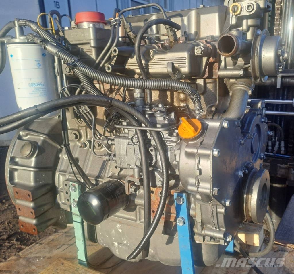 Yanmar 4TNE94L Motoren
